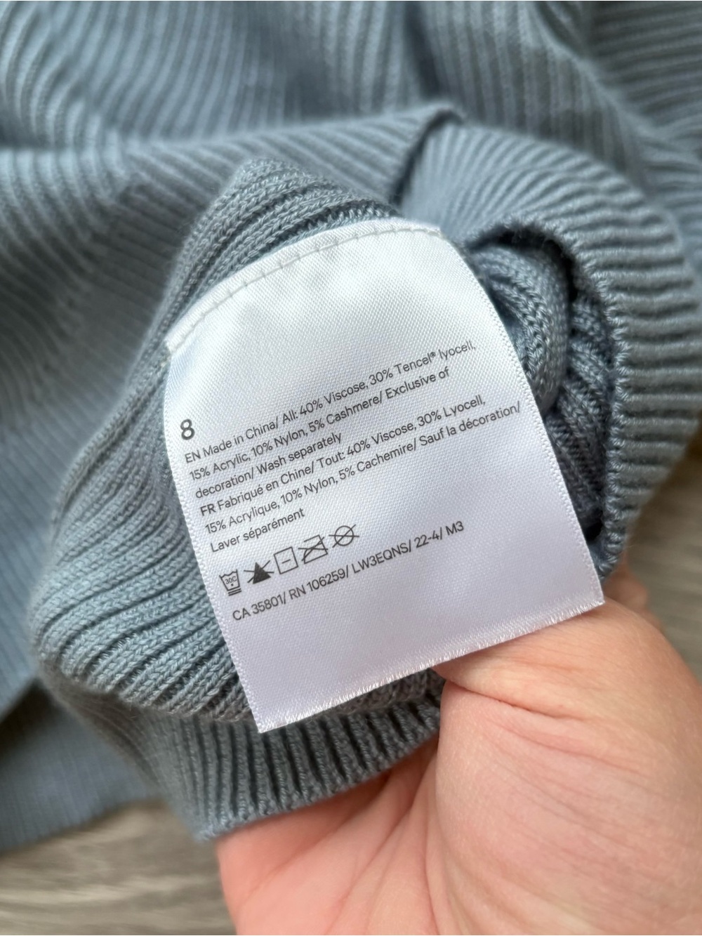 Lululemon Reversible Crossover Sweater Boolux Cashmere Blend Chambray Size 8 - Picture 5 of 9